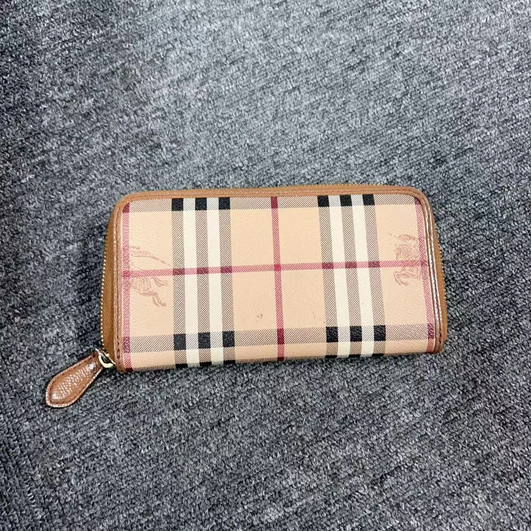 95新 BURBERRY/博柏利 博柏利战马格纹钱包