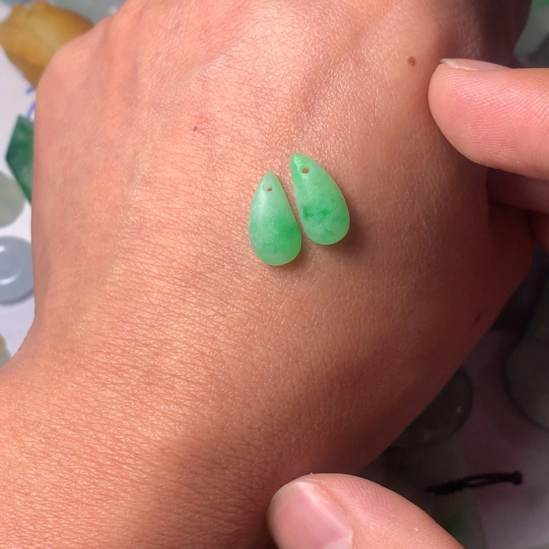 定制翡翠未镶嵌包工
