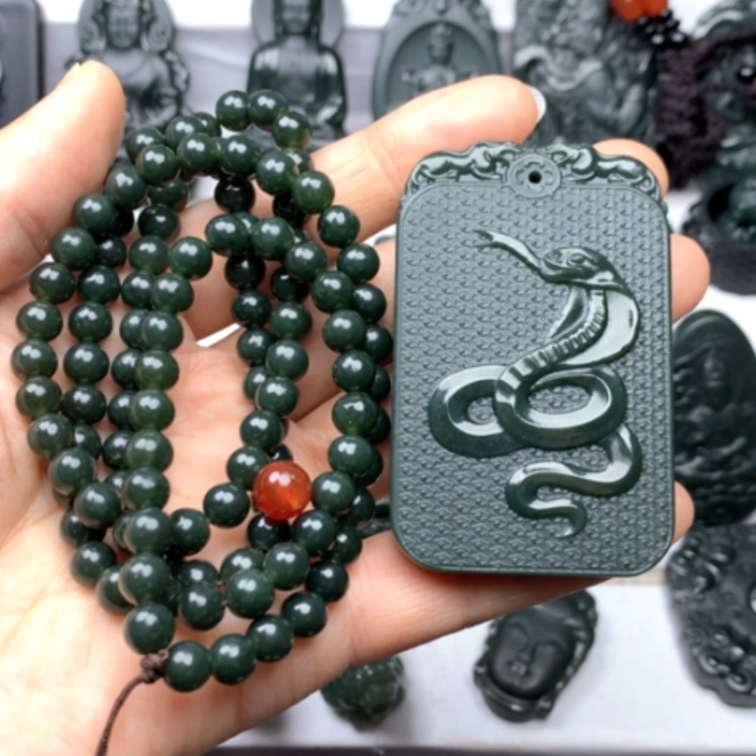 【闪购商品】和田玉颈饰未镶嵌双面雕刻