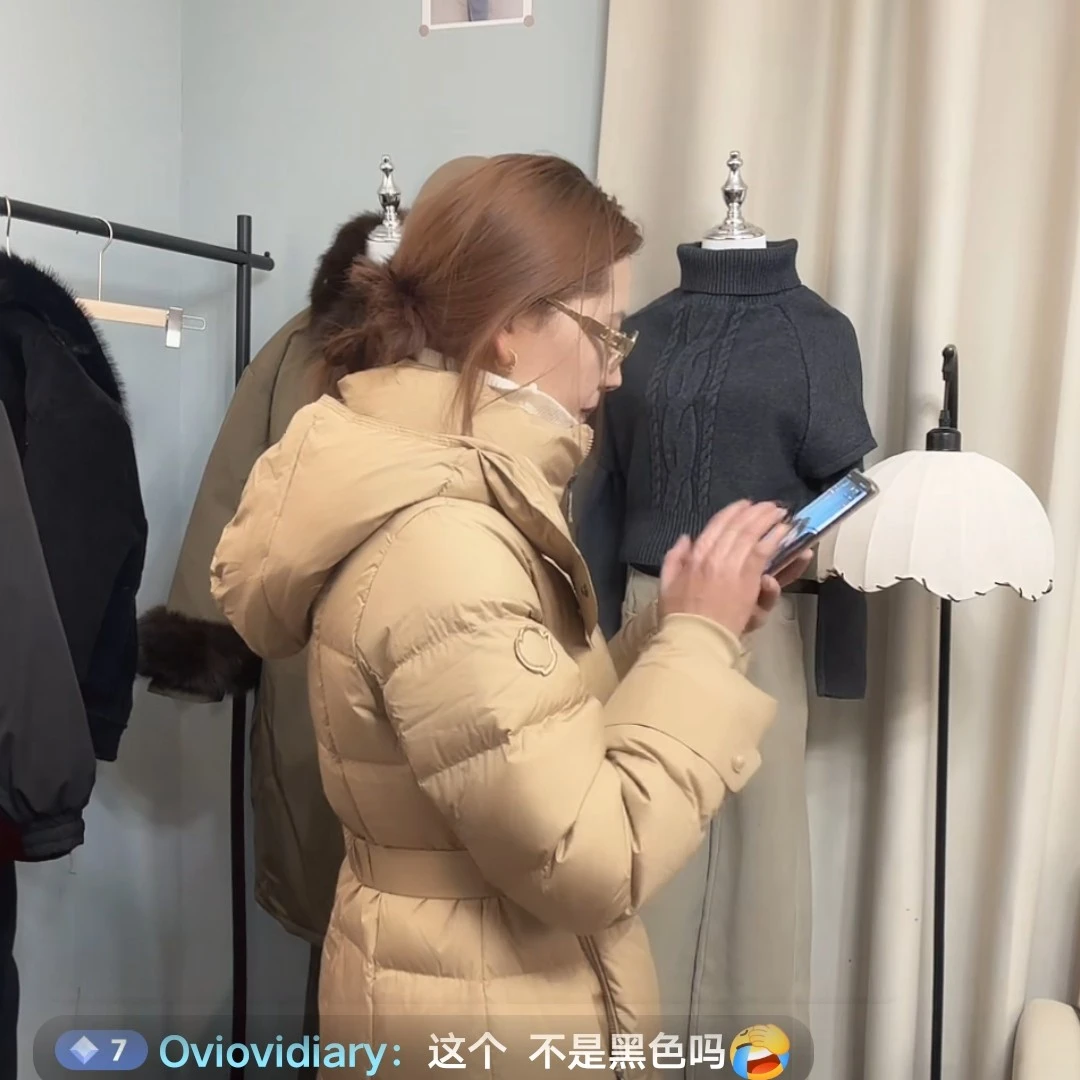 冬季新款连帽长款收腰加厚白鸭绒女外套