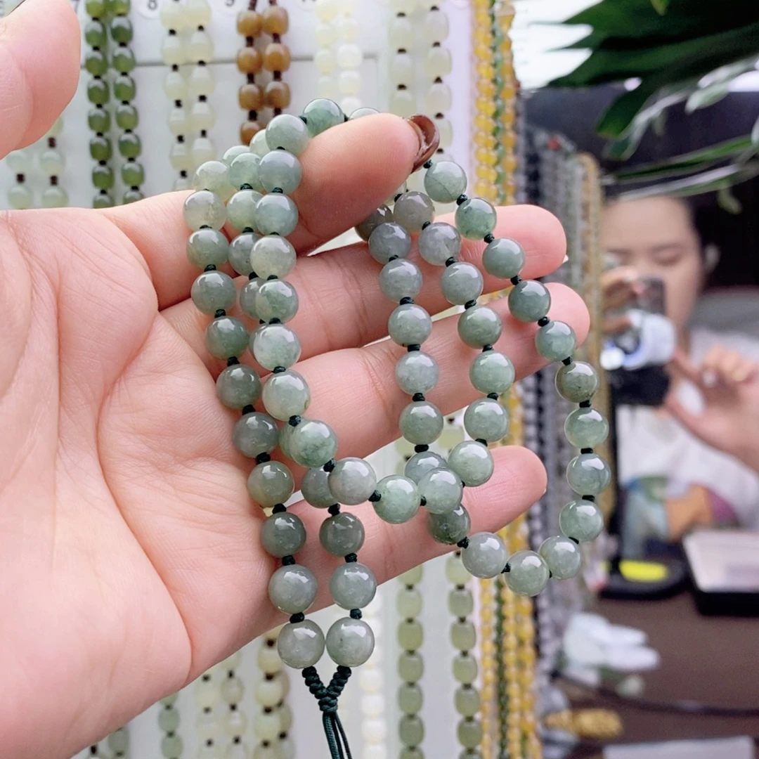 我***～翡翠未镶嵌颈饰翡翠项链