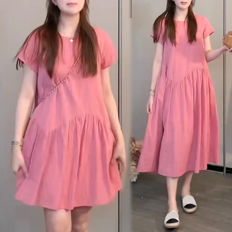 设计感小众无袖连衣裙女生2025夏季显瘦通勤甜美圆领连衣裙潮