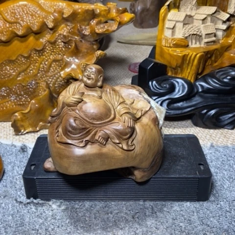 木***易金丝楠弥勒佛摆件