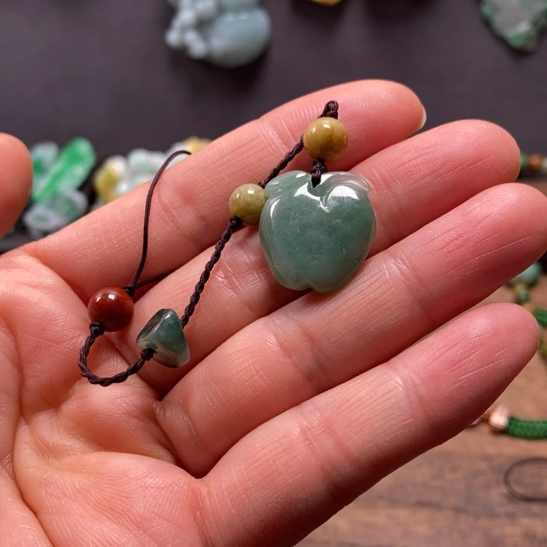 翡翠未镶嵌颈饰复古国风