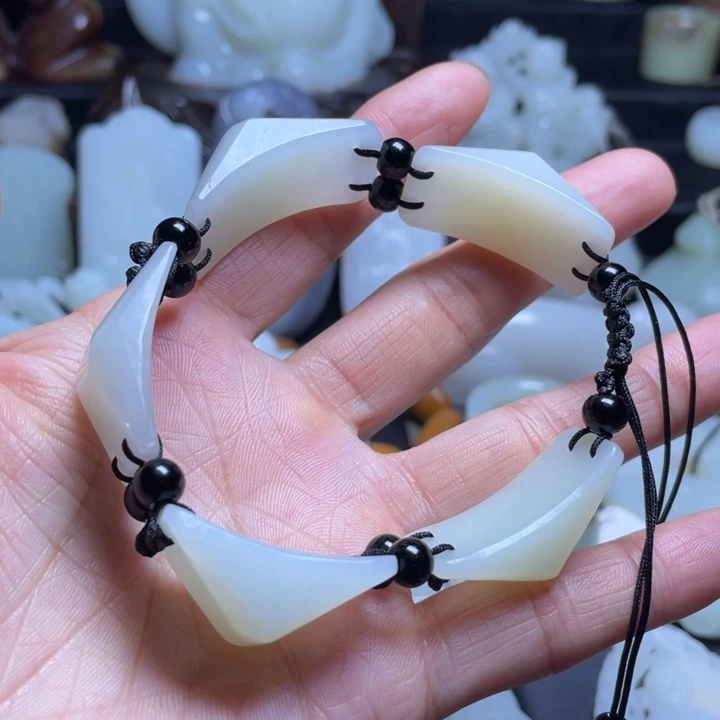 和田玉未镶嵌吊坠(不含链)