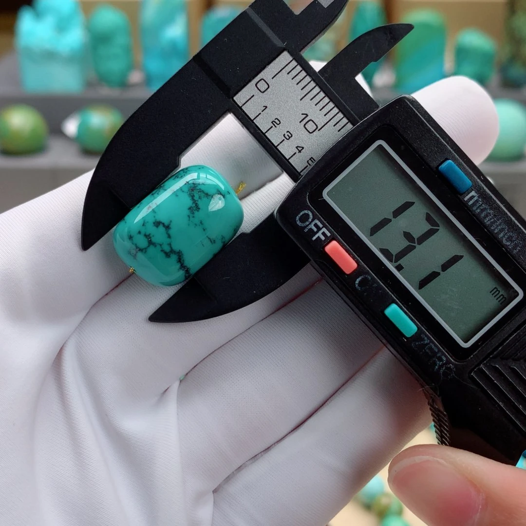 未镶嵌绿松石珠宝奇石