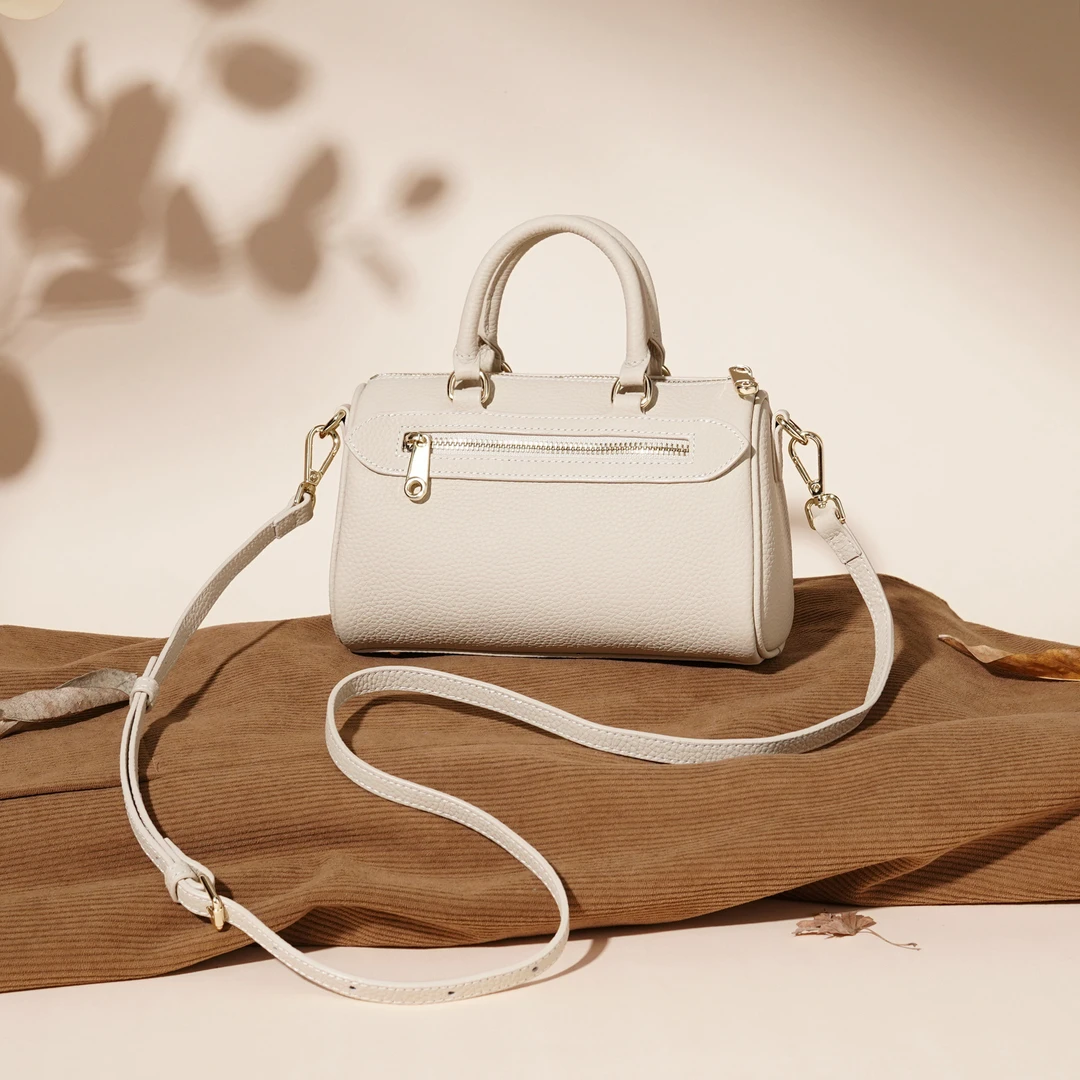 岩牛【小浩推荐】春夏新款波士顿通勤时尚包女士大气肩包YN3558