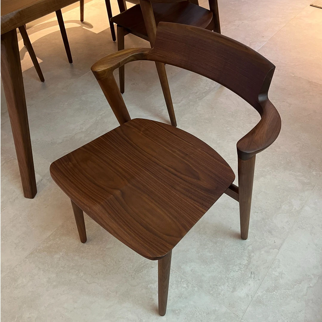 现代简约美式轻奢北美黑胡桃木半岛椅实木餐椅书椅休闲椅靠背椅