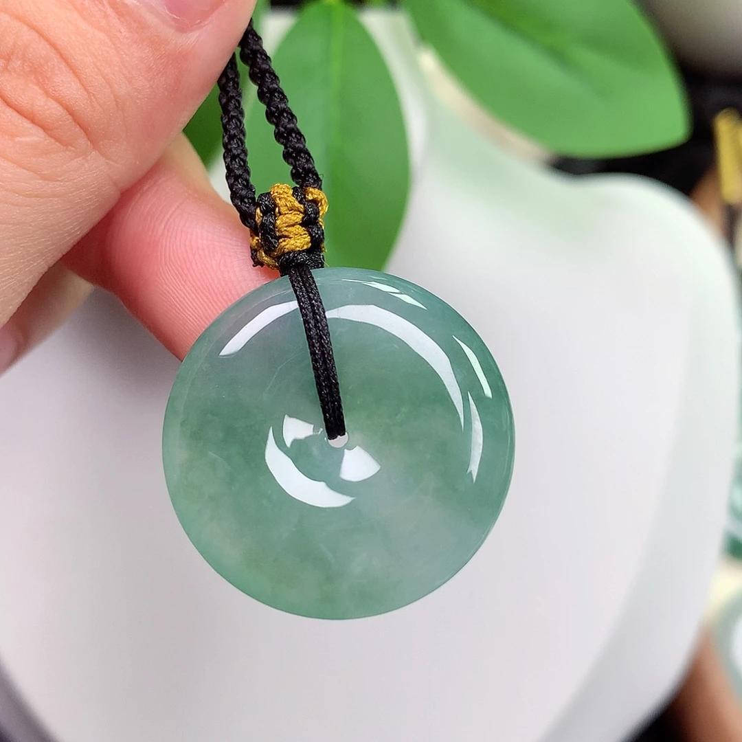 颈饰未镶嵌翡翠平安扣 27x5.6mm