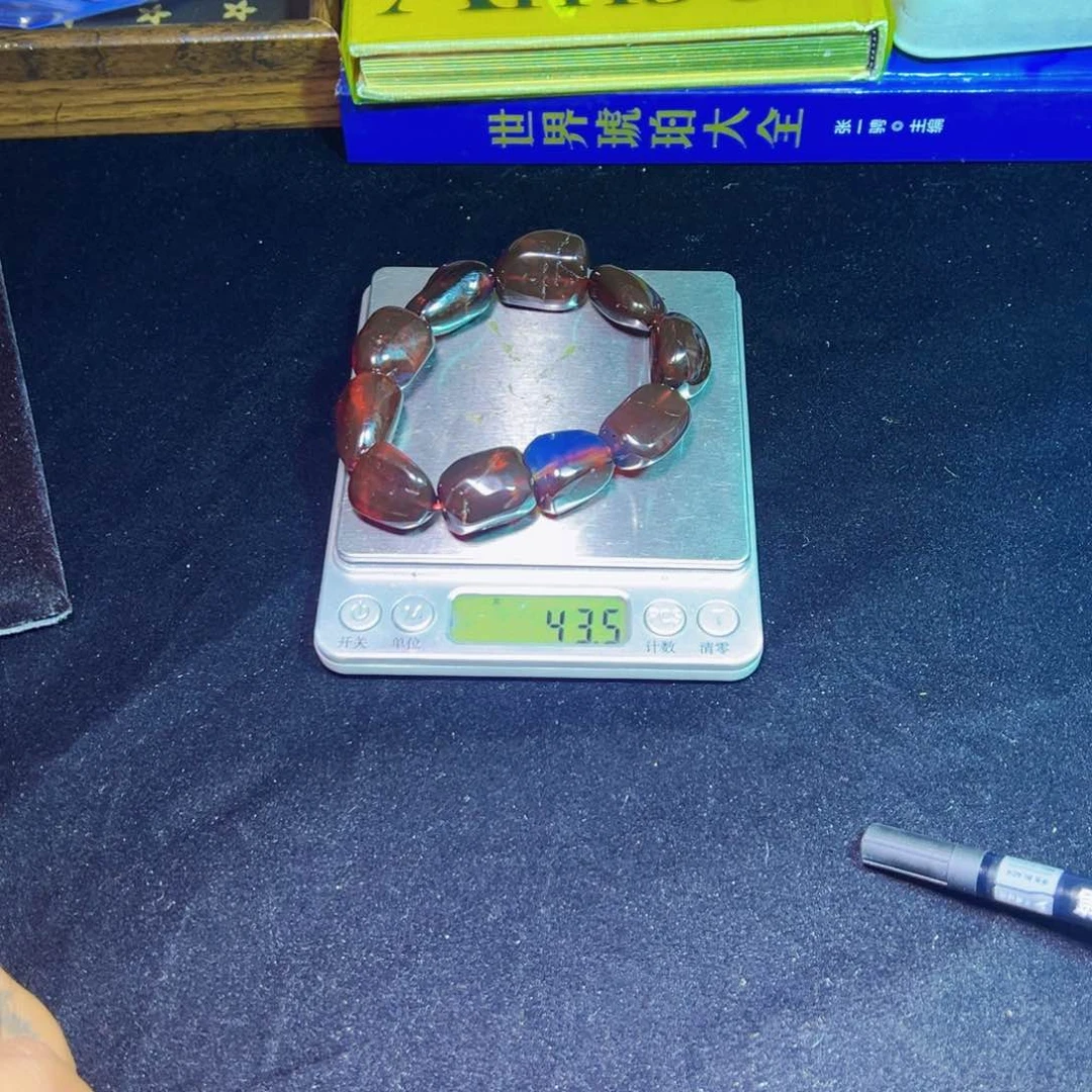 未镶嵌琥珀裸石琥珀