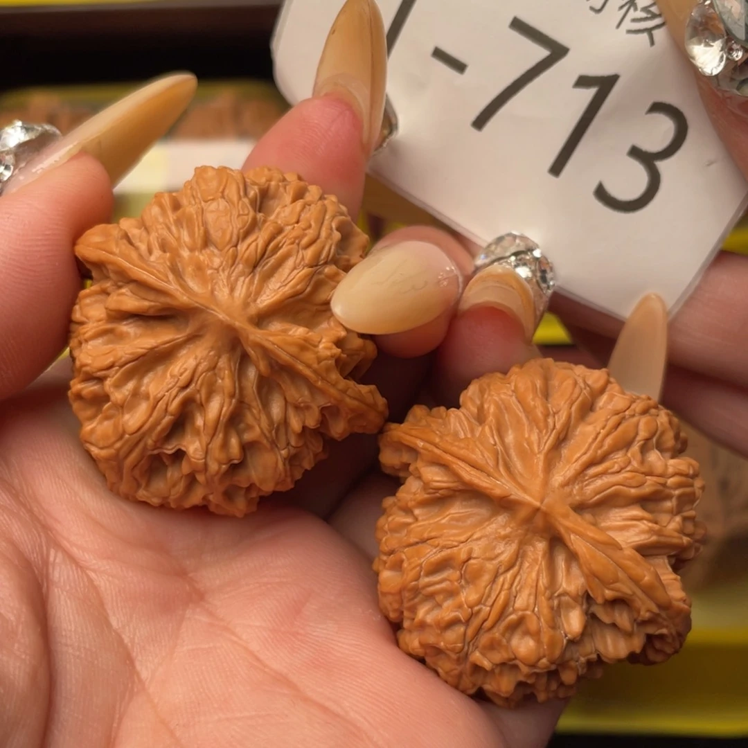 文玩核桃把件40全品精配苹果园