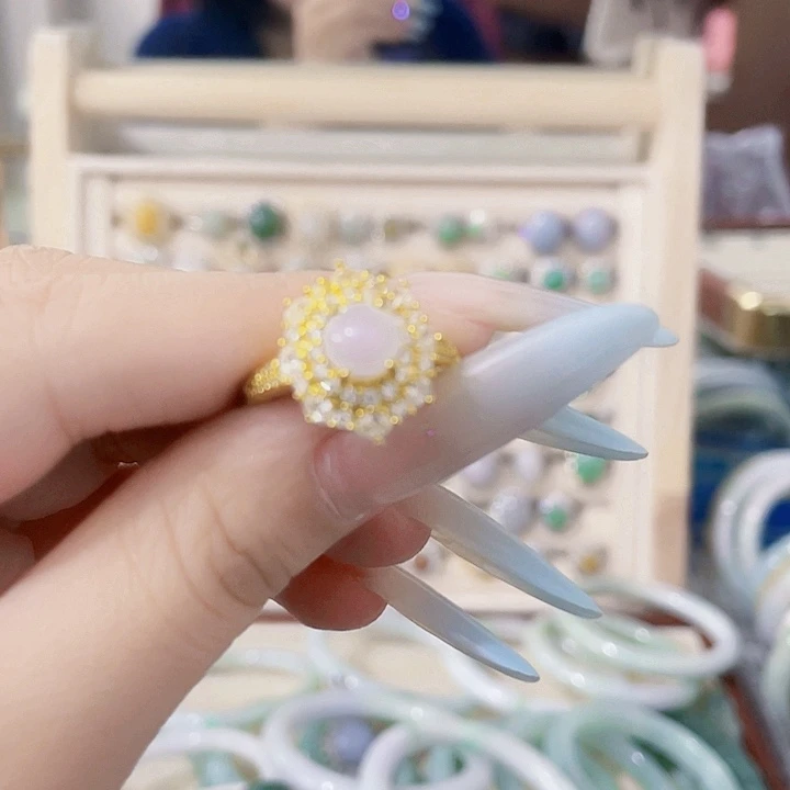 颈饰未镶嵌翡翠天然翡翠Ａ货