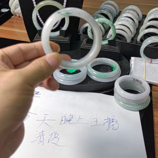 未镶嵌手镯翡翠33333333333