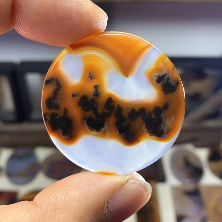 玛瑙/玉髓颈饰未镶嵌