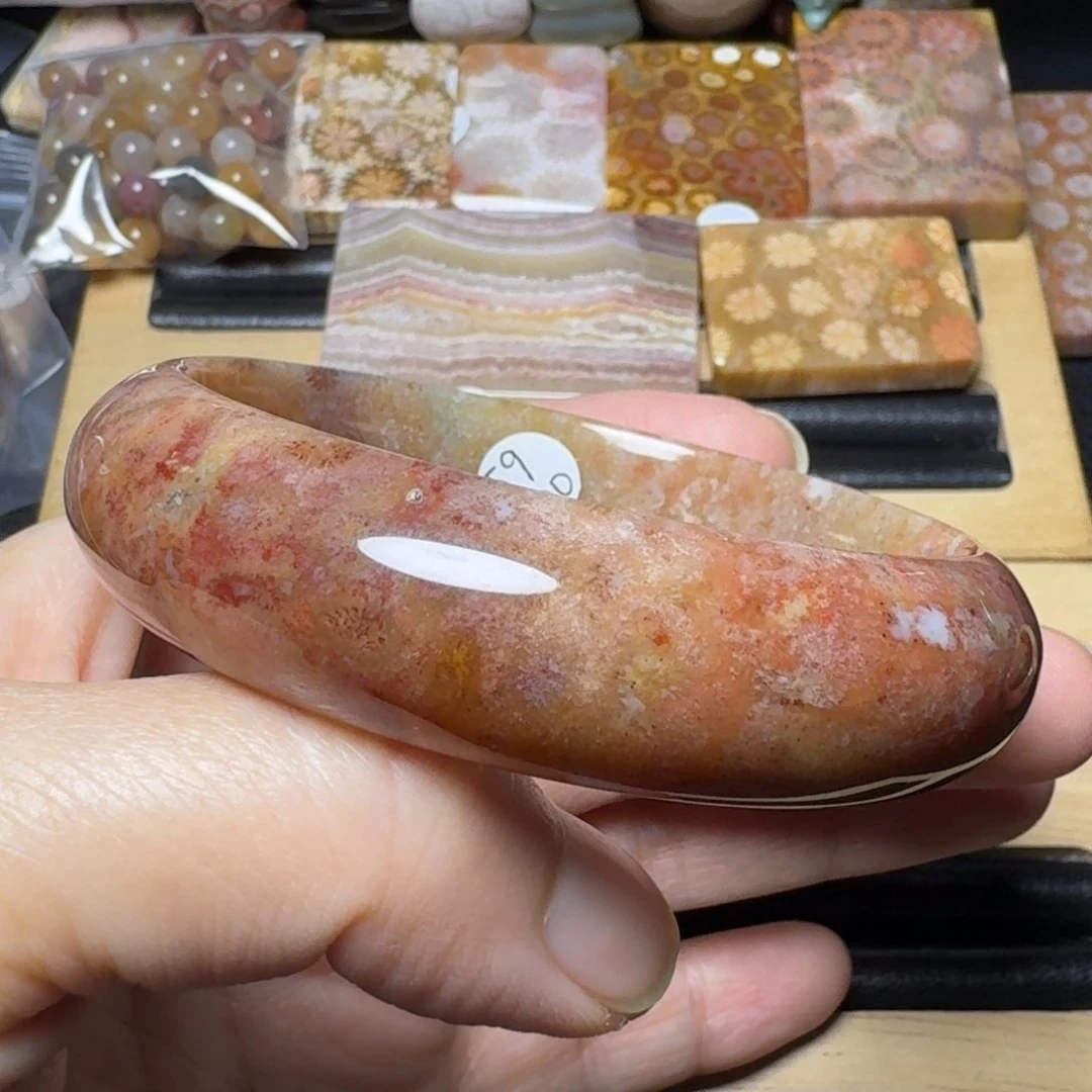 硅化玉190-50生日券未镶嵌安****?