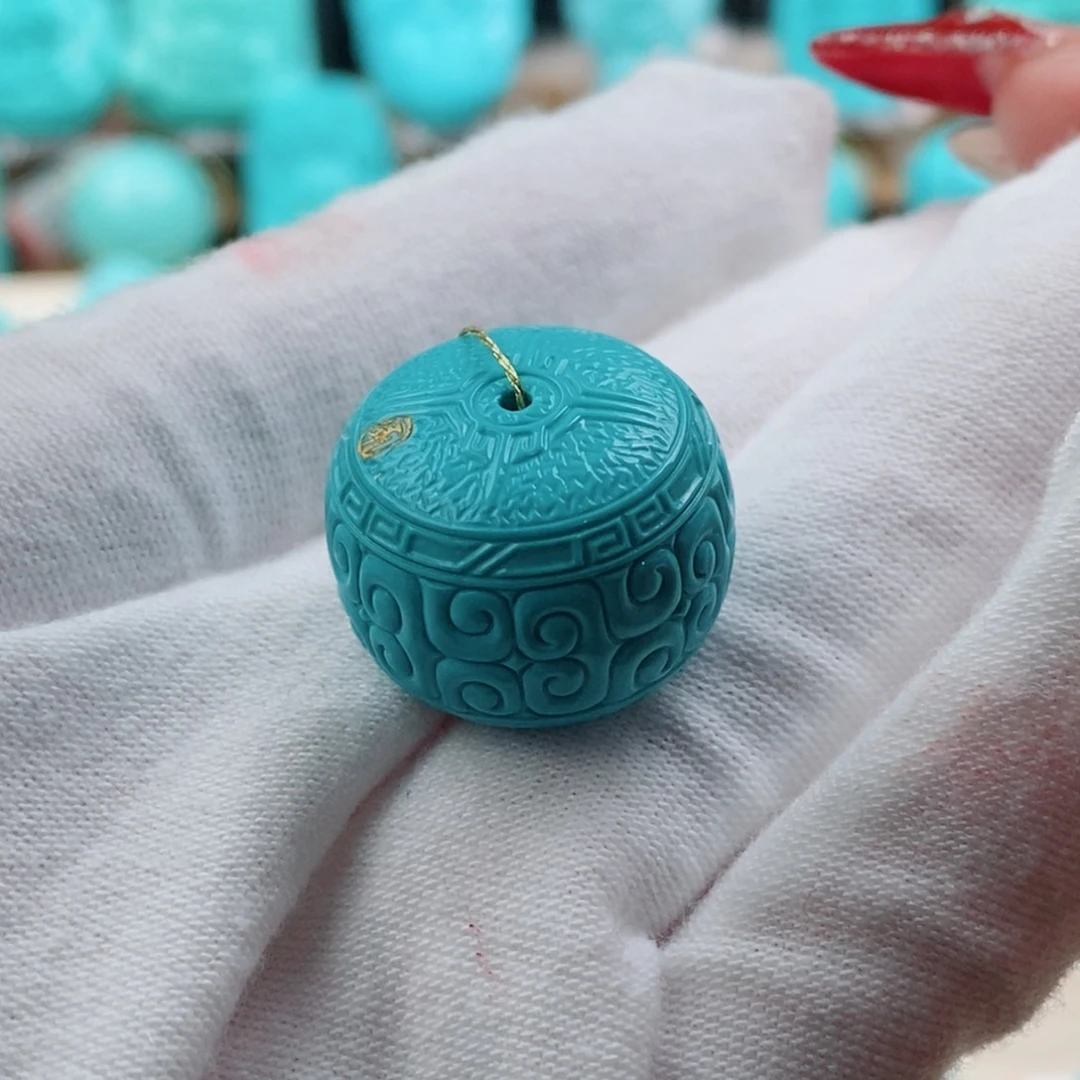 绿松石配饰未镶嵌