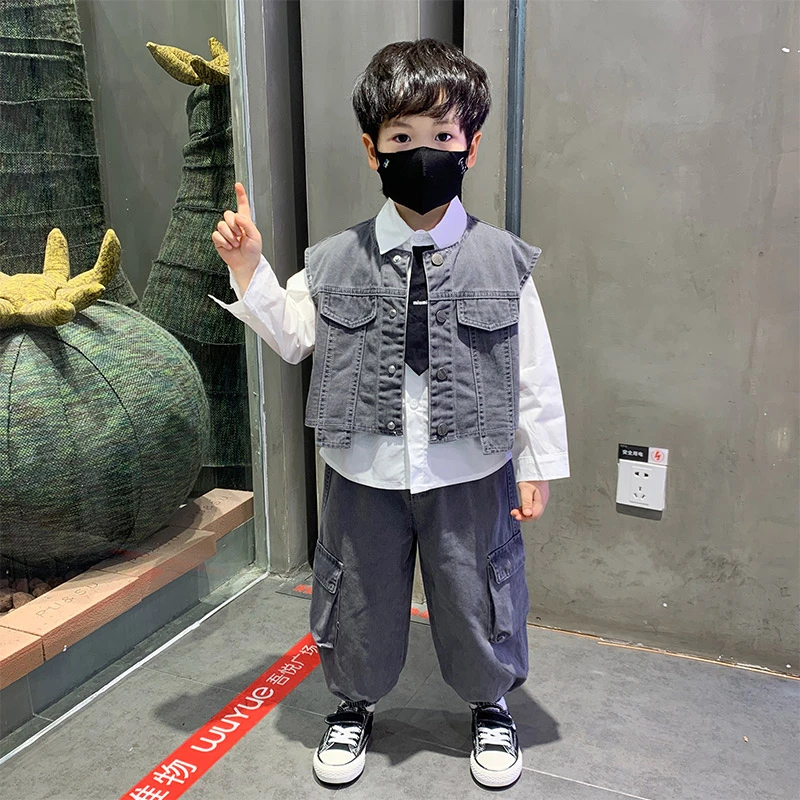 儿童春秋牛仔马甲套装男童春季炸街衬衫2025新款中小童洋气三件套