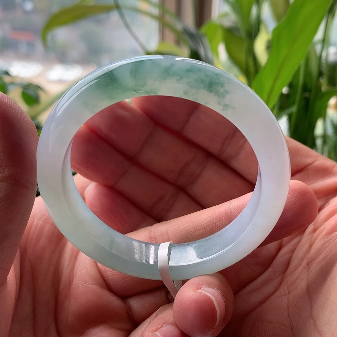 翡翠未镶嵌手镯17话