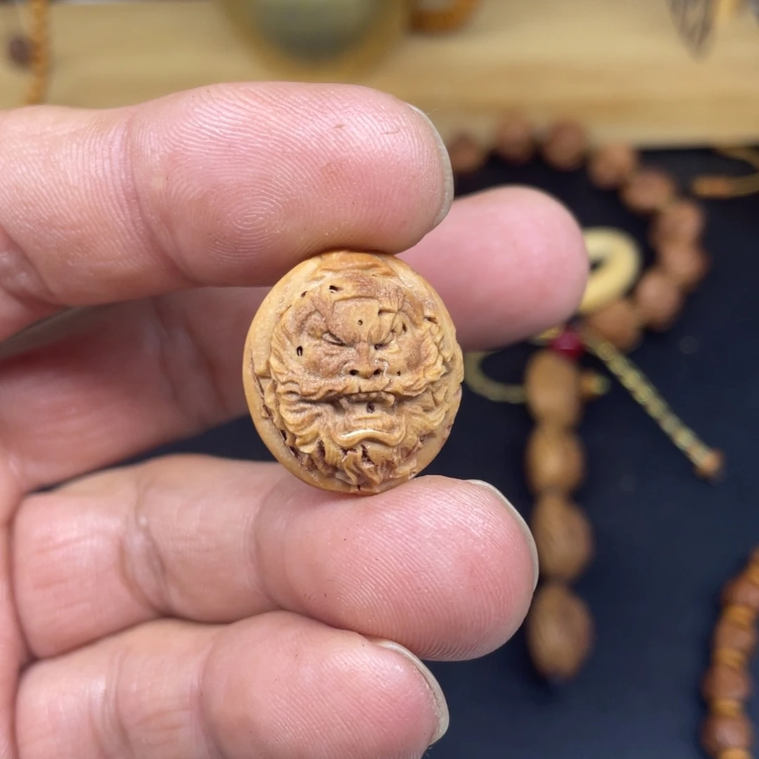 桃核雕刻双面钟馗