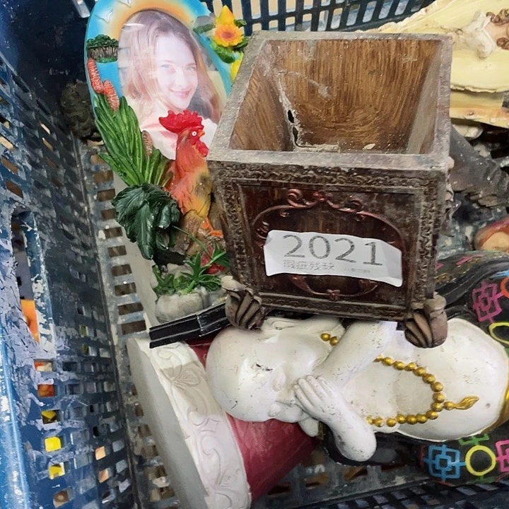 摆件多**饭孤品老货微瑕瓷