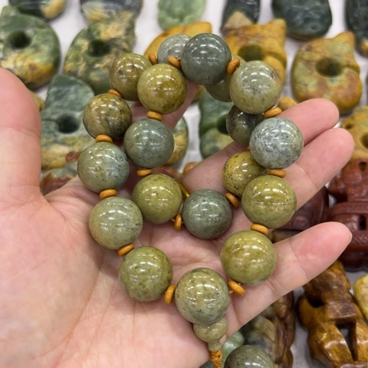 岫岩河磨玉（透闪石质玉）未镶嵌珠宝奇石