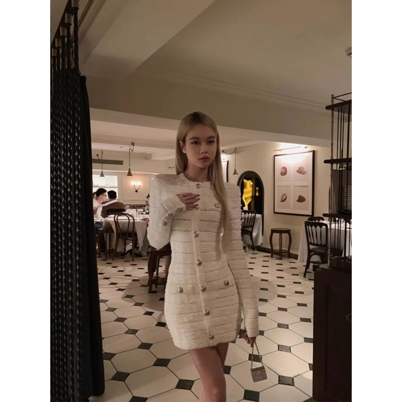 YBN8219秋冬新款法式气质修身显瘦高级感浮雕包臀针织连衣裙女