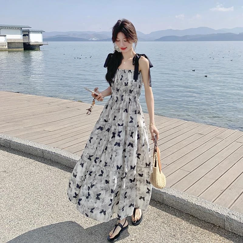蝴蝶印花法式海边度假超仙绝美连衣裙女2025年夏季新款气质吊带裙