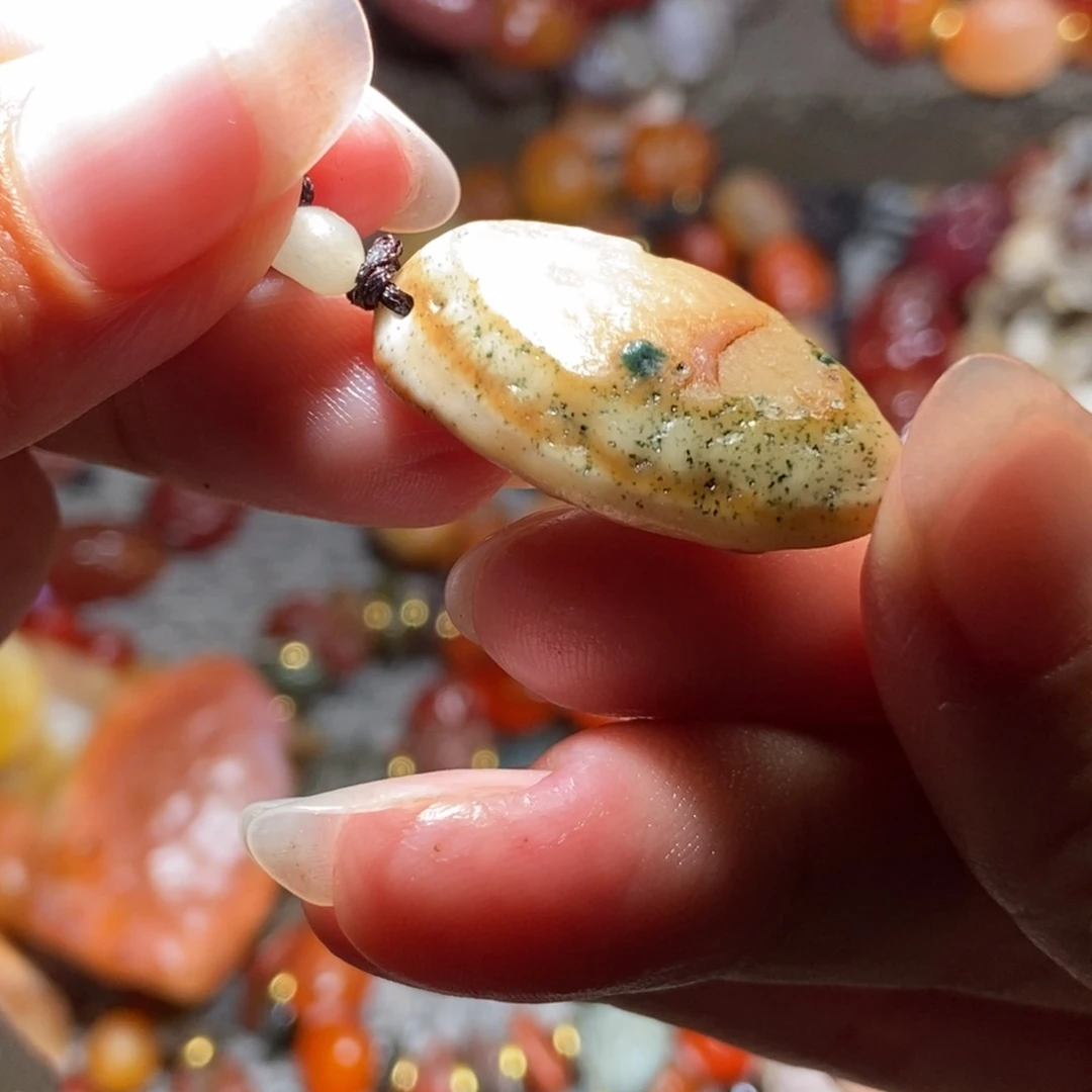 玛瑙/玉髓未镶嵌珠宝半成品