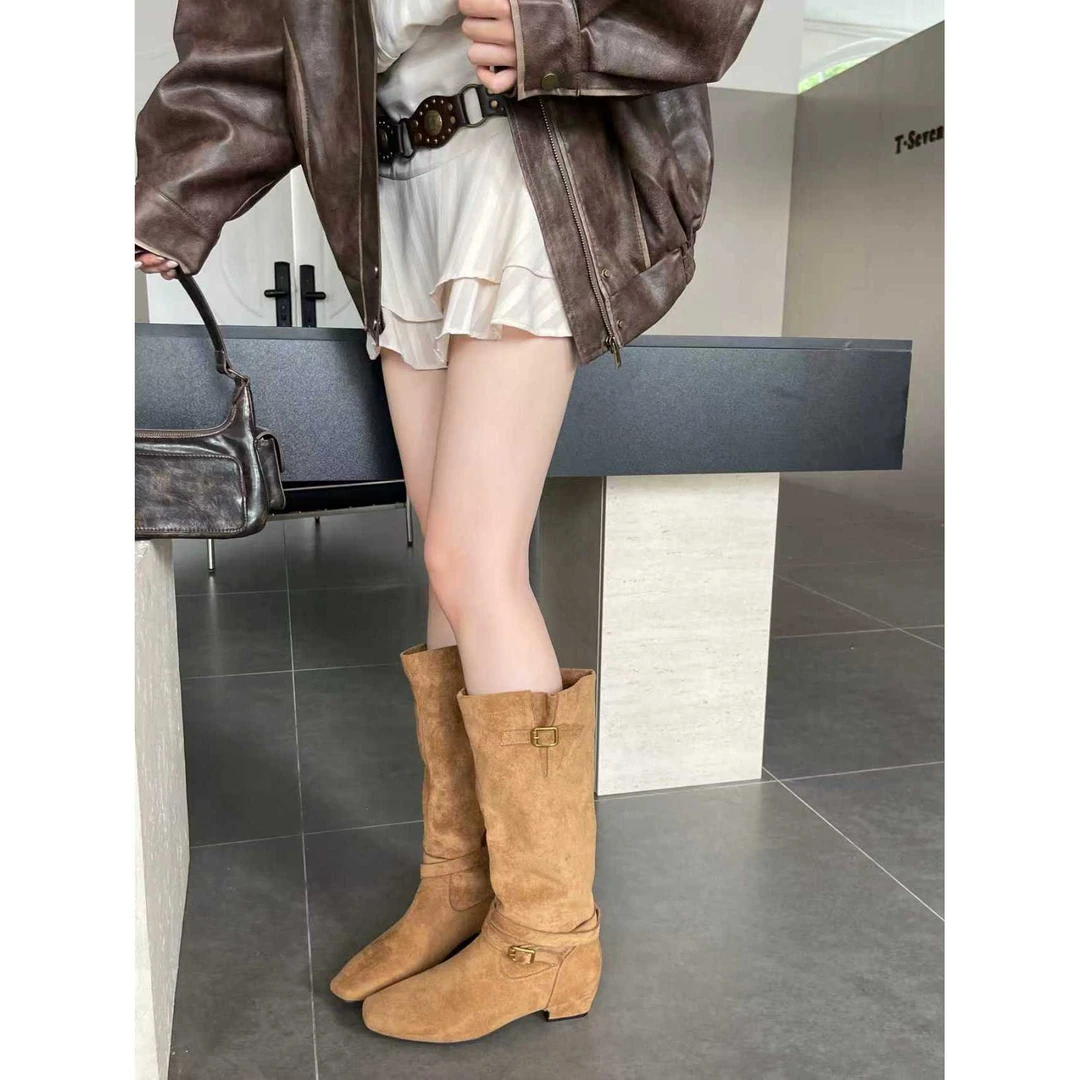 K79-60复古潮流百搭粗跟长筒靴