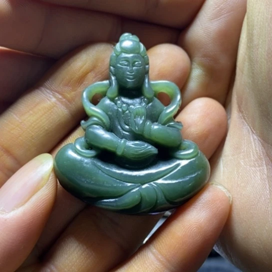 和田玉挂件未镶嵌