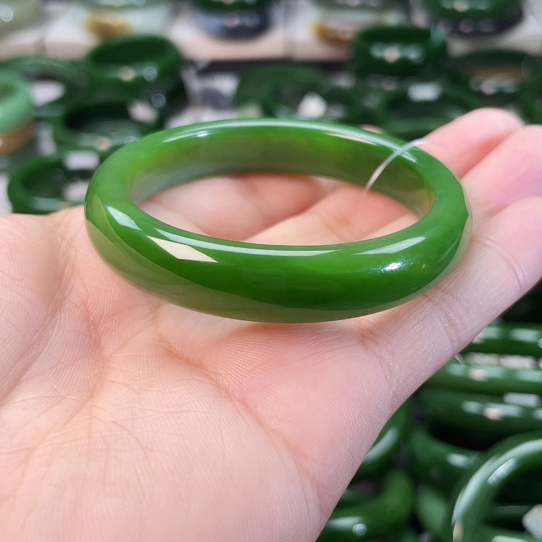 和田玉（碧玉）手镯未镶嵌