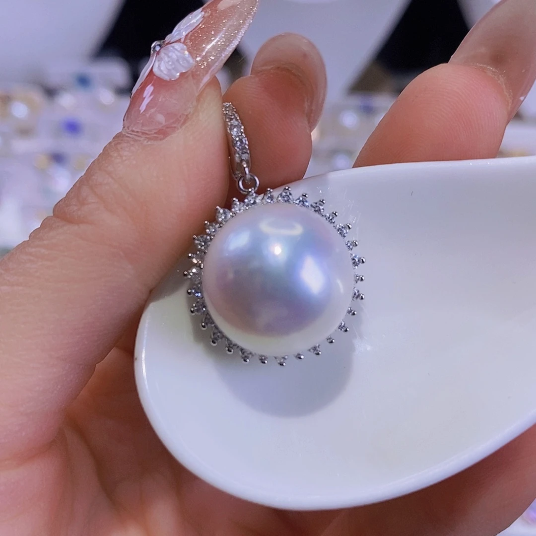 淡水珍珠合金颈饰