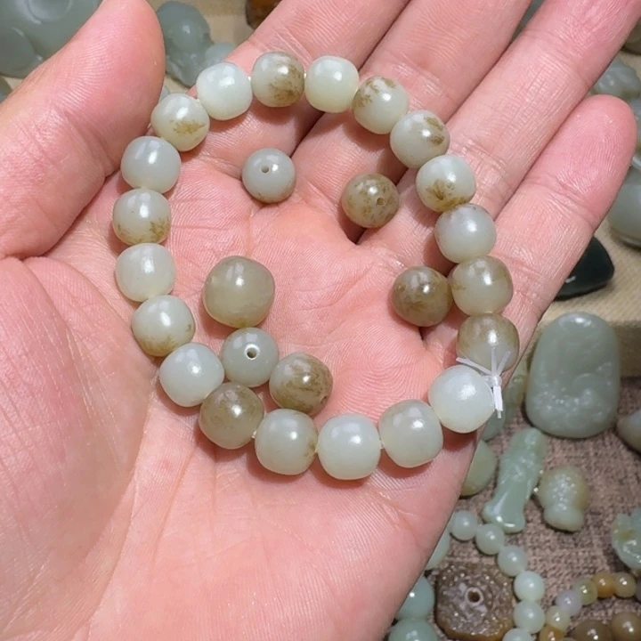 和田玉未镶嵌颈饰%***境