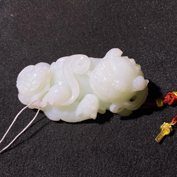 臻藏（8A）狮子滚绣球2508030017