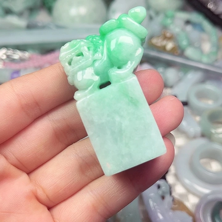 未镶嵌挂件翡翠翡翠