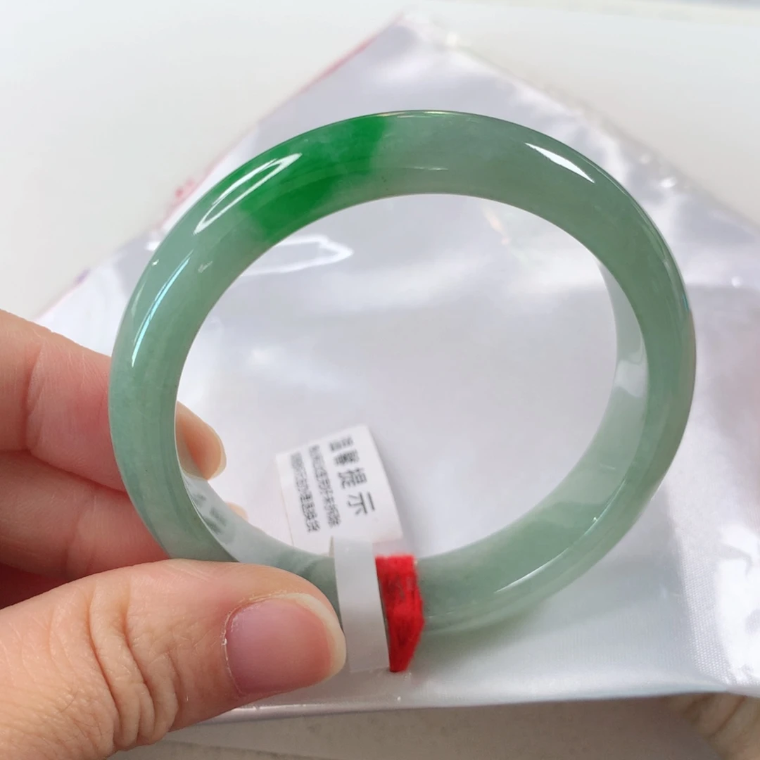 未镶嵌手镯翡翠246