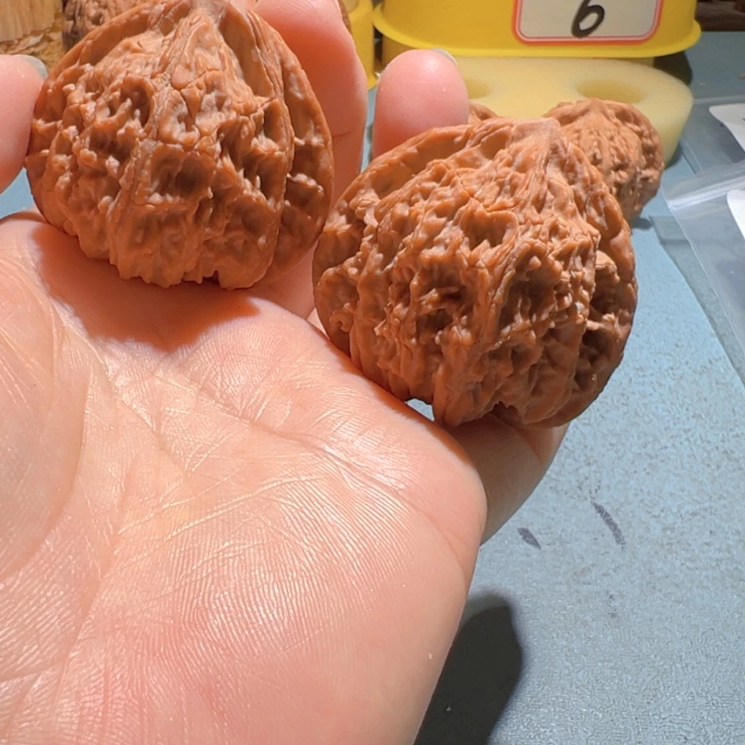 文玩核桃把件金三角44