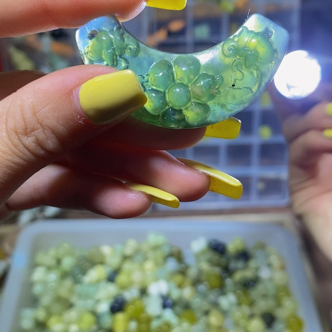 蛇纹石玉未镶嵌其他111