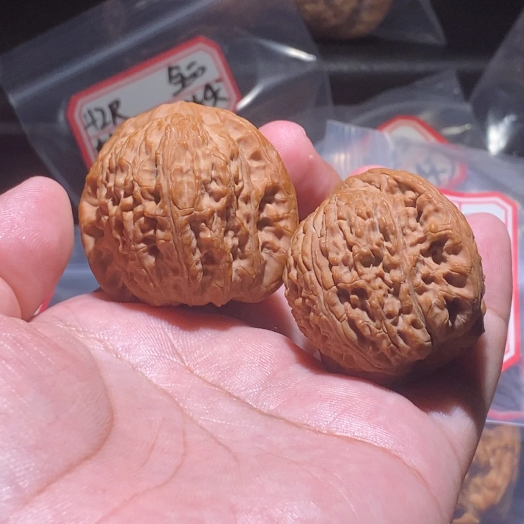 还***铁文玩核桃吊坠41绣球