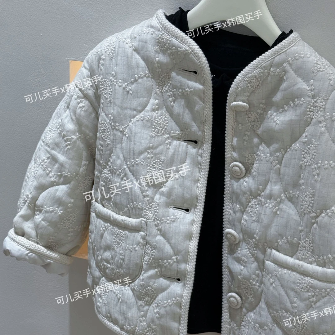 可儿与韩货设计师买手店秋冬新品订货会外套WW521016