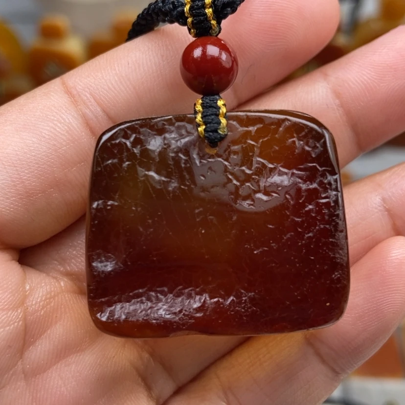 【闪购商品】琥珀颈饰未镶嵌