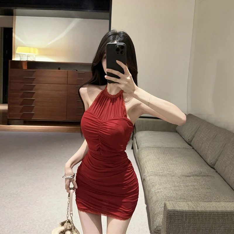 夏季新款纯欲风性感辣妹挂脖网纱设计感小个子收腰显瘦包臀连衣裙