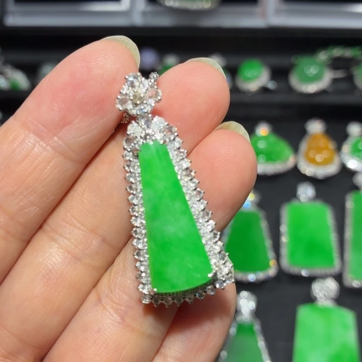 翡翠18K金镶嵌吊坠(不含链)翡翠