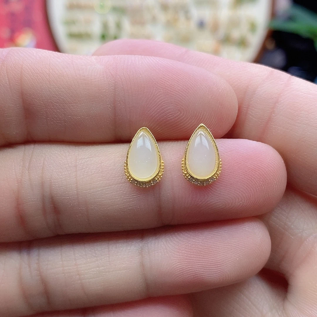 和田玉银S925镶嵌耳饰