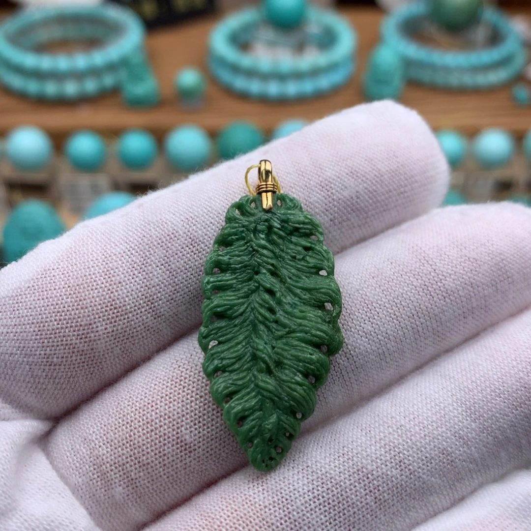 绿松石18K金镶嵌珠宝奇石