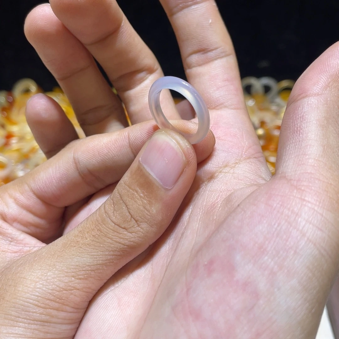 玛瑙/玉髓未镶嵌戒指45号港12 默认瑕疵