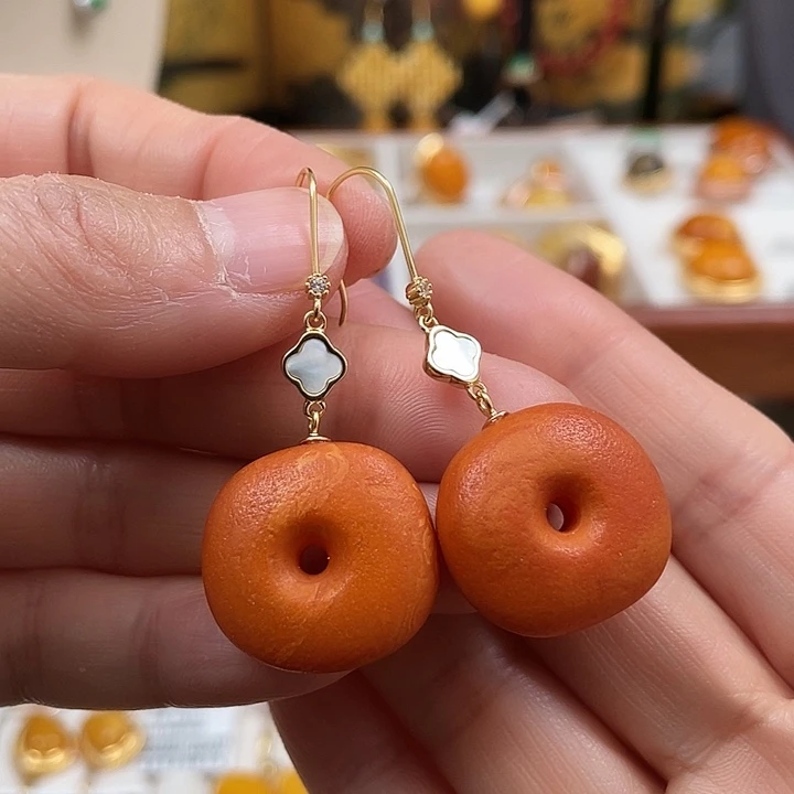 蜜蜡珠宝奇石银S925镶嵌