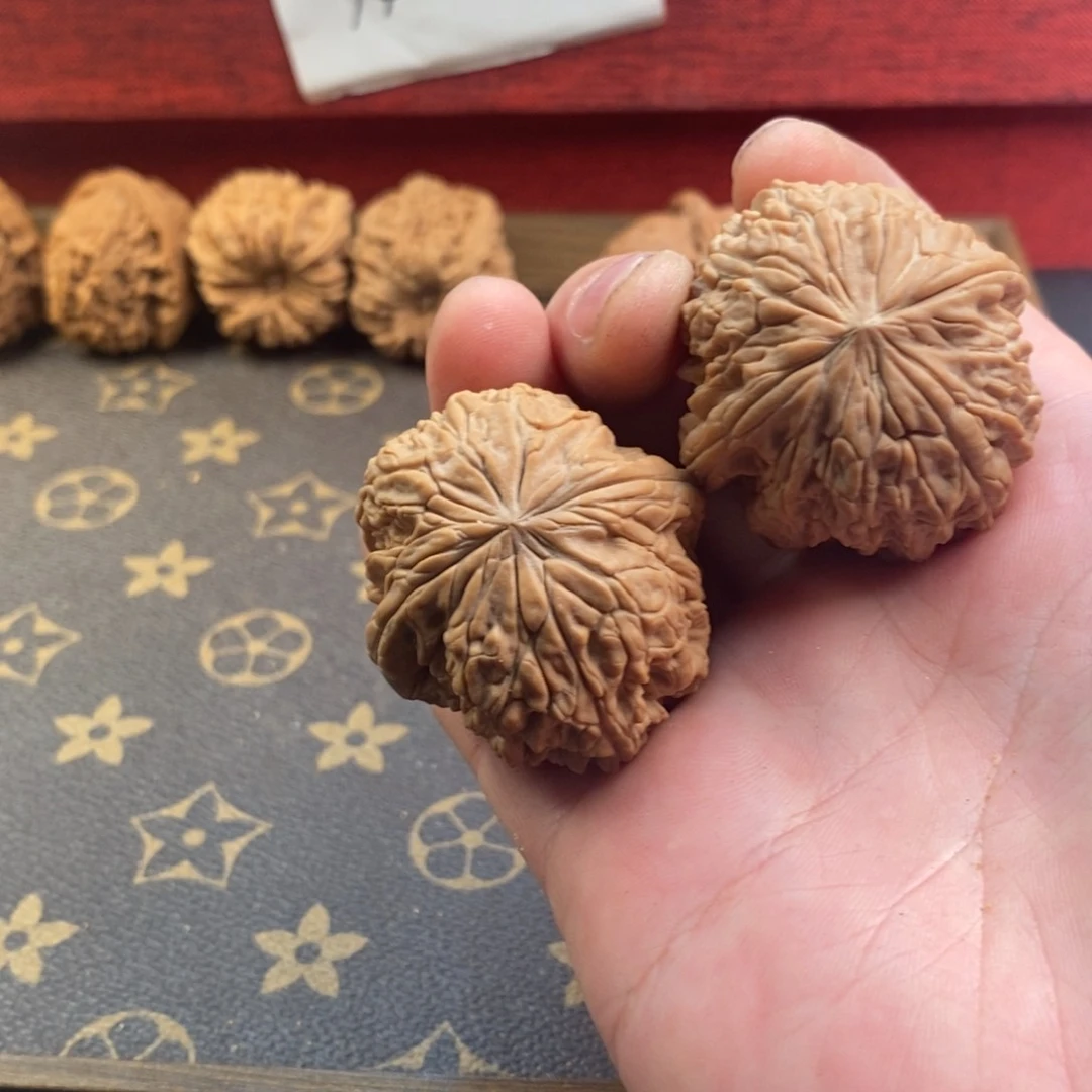 文玩核桃精品对暴雪全品