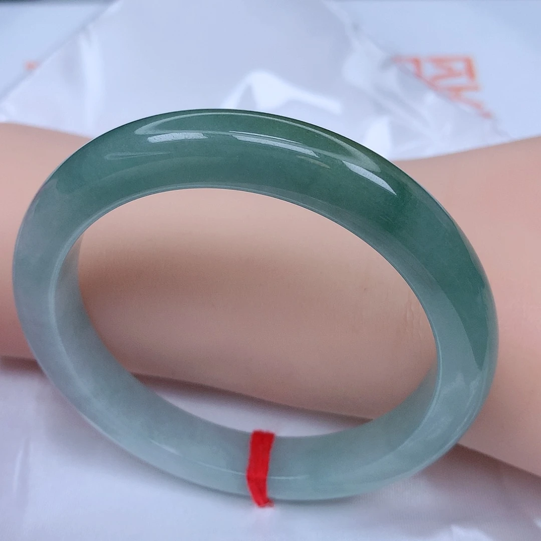 【闪购商品】未镶嵌手镯翡翠，58