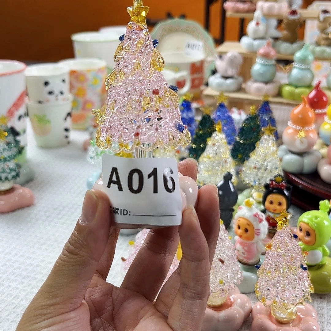 丘***~陶景德镇瓷器精品陈列中心